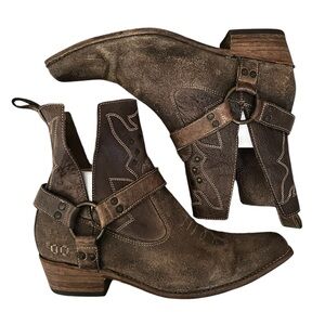 Bed Stu distressed leather ankle booties🌻